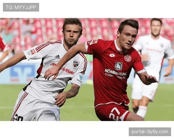 全场比赛结束,斯图加特3-0完胜美因茨,积分暂列第三 全场比赛结束,斯图加特3-0完胜美因茨,积分暂列第三