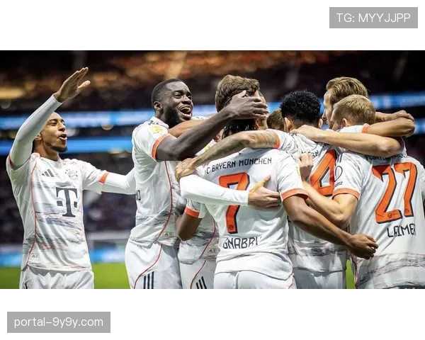 安联球场因暴雪启用顶棚，确保拜仁对阵多特焦点战如期进行